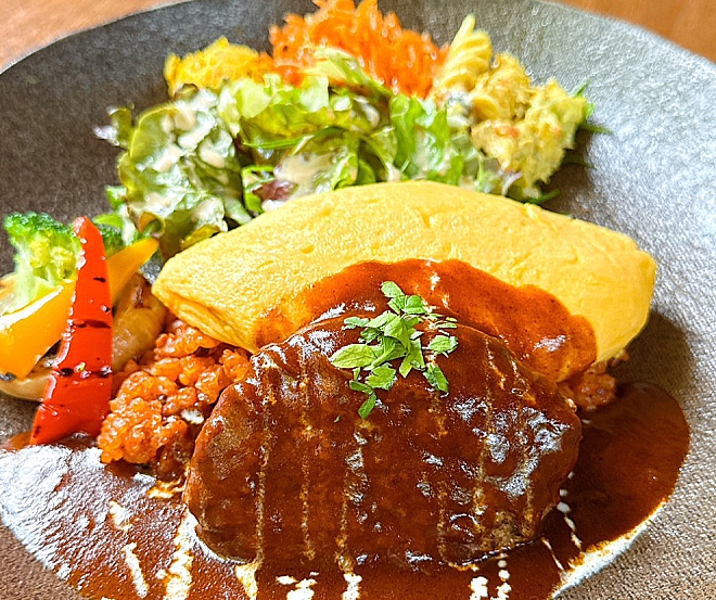 ランチ カフェ益子の茶屋 ハンバーグ オムライス