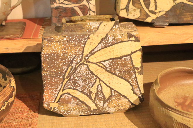 益子 三宅洋司 陶芸家 陶芸作家 角瓶